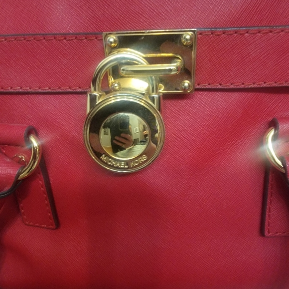 Michael Kors Hamilton Women's Bag in Red - Picture 11 of 12